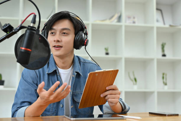 Crafting the Perfect Podcast Introduction: Captivate Your Audience from the Start